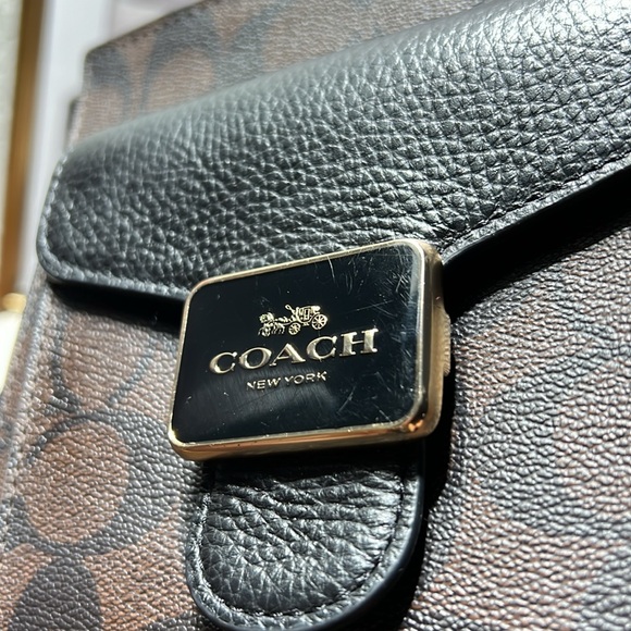 Coach Mini Pepper Crossbody In Signature Canvas Brown / Black  EUC - Picture 16 of 17